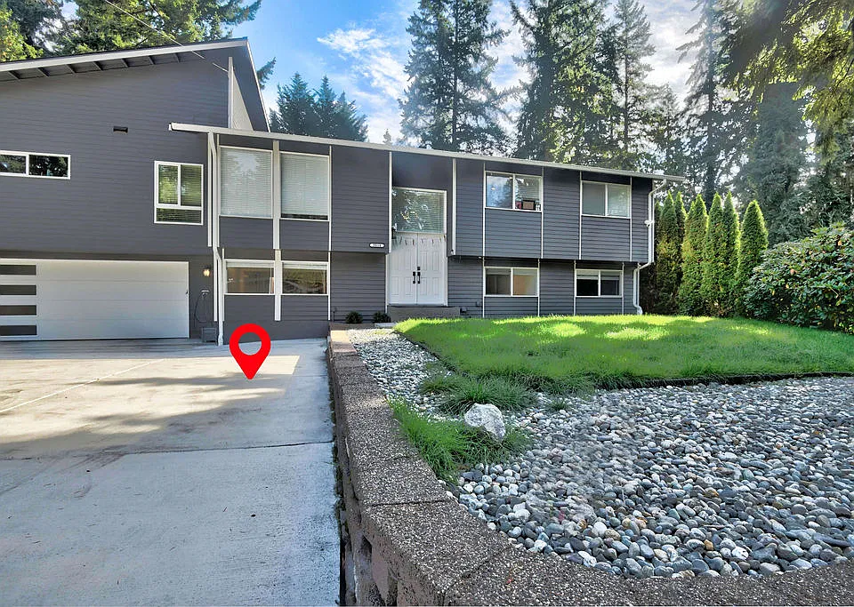 171st Ave NE