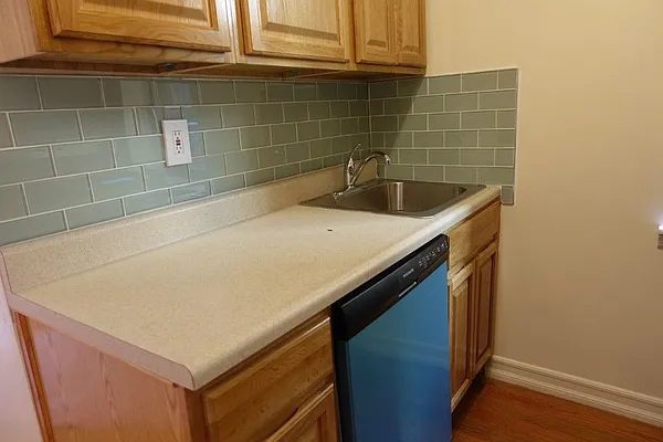 Rented by Sovereign Associates | media 20