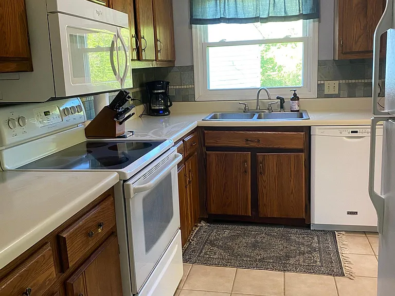 KIT WITH TILE FLOOR, NEW MICROWAVE