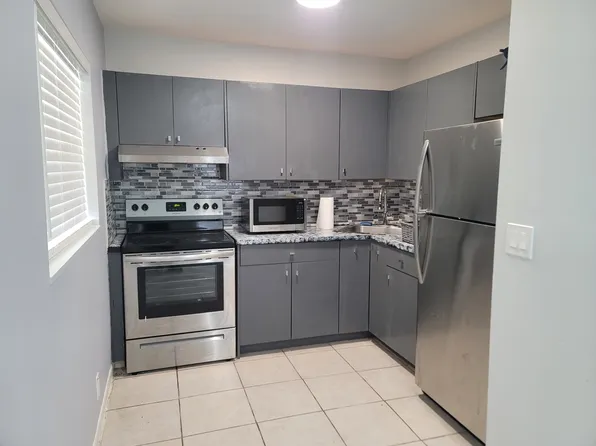1021 N 61st Ave #1021, Hollywood, FL 33024