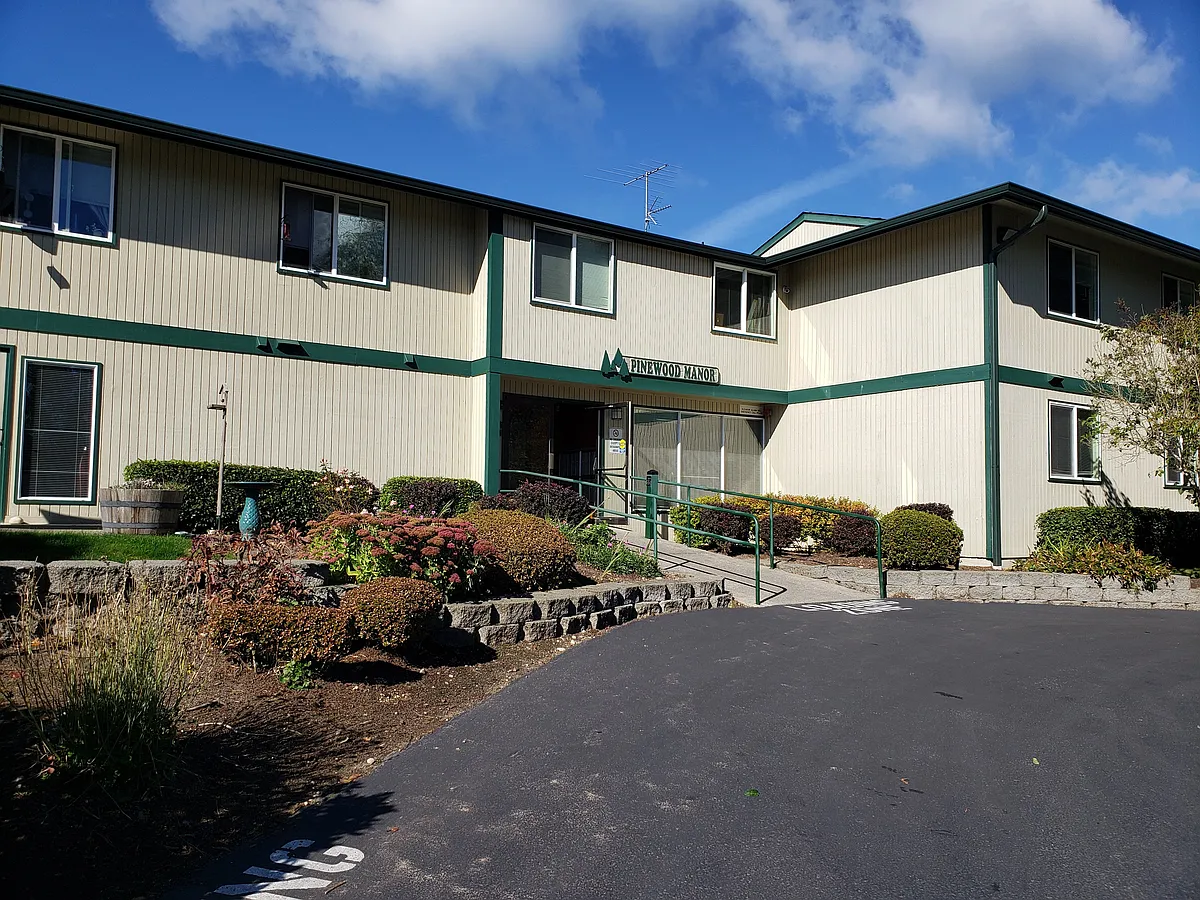 Building Photo - 280 Sylvan Way
