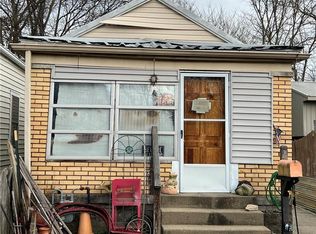 828 State St, New Albany, IN 47150