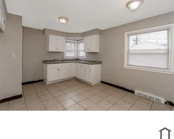 12328 Grannis Rd — Photo 31