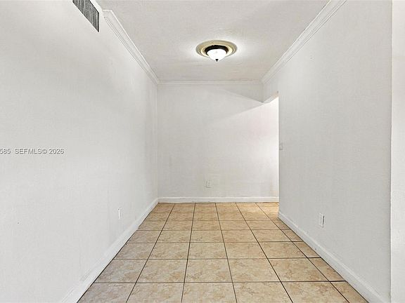 5th image of 1245 W 24th St APT 223