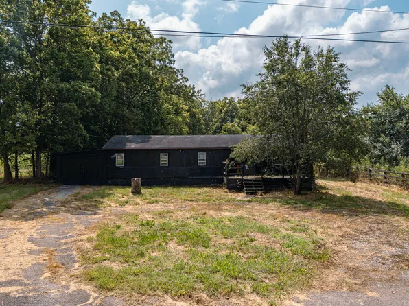 1440 Millersburg Rd, Paris, KY 40361