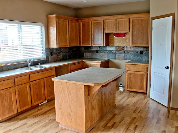 4th image of 2213 171st St E