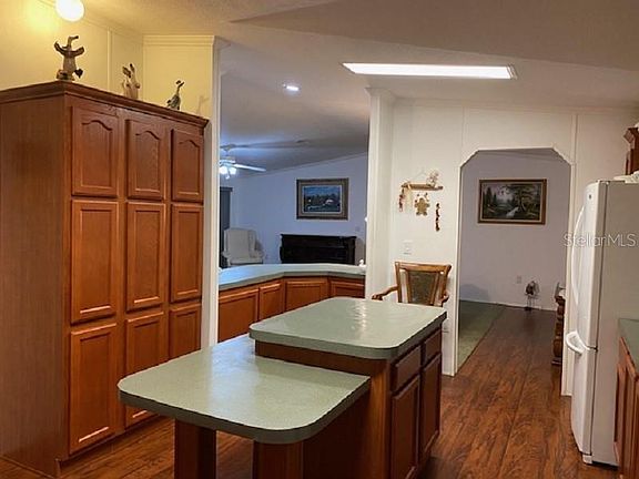 5th image of 5218 Shadyglen Dr