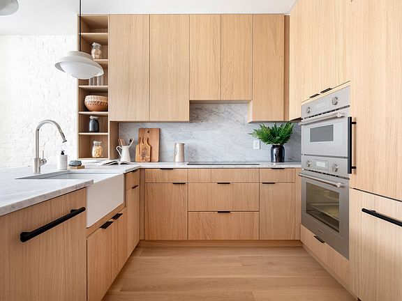 4th image of 708 Degraw St #3