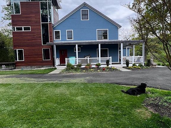 3rd image of 10420 Oaklyn Dr