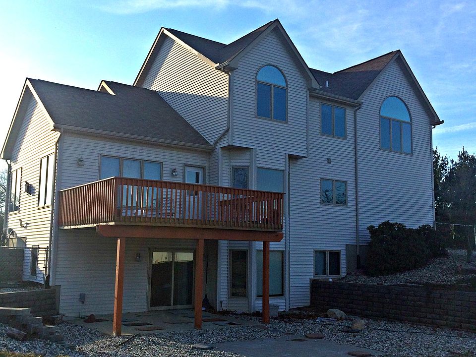 1st image of 22540 Vineyard Cir