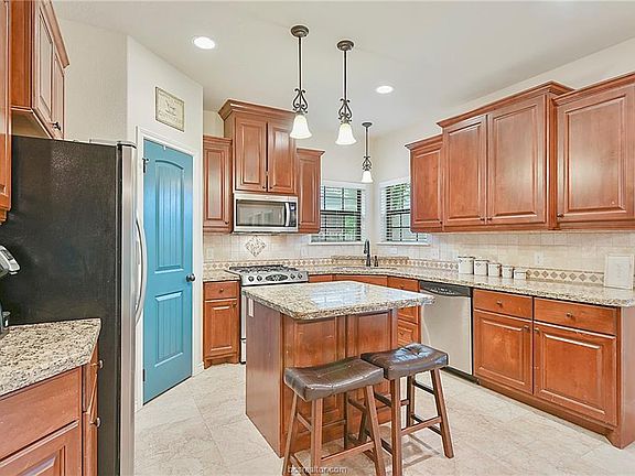 5th image of 4280 Hollow Stone Dr