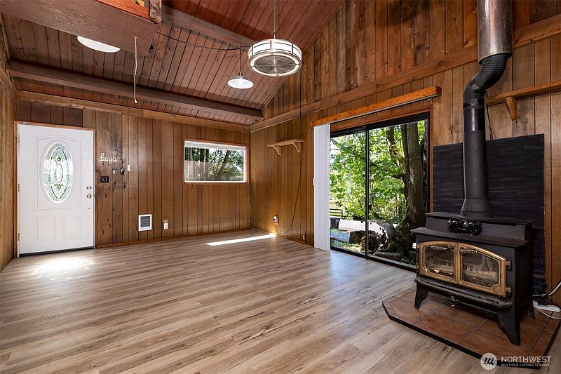 2nd image of 2461 W Deegan Road W