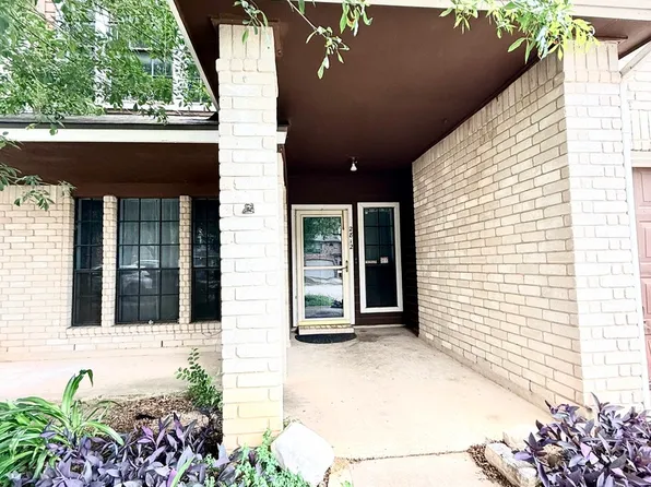 2812 Hidden Grove Ln, Schertz, TX 78154
