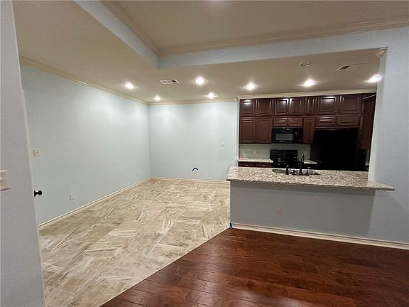 4th image of 4331 Dawn Lynn Dr