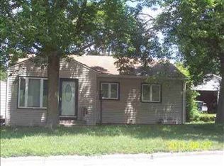 619 E Donald St, Waterloo, IA 50703