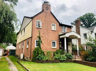 18626 Avon Rd, Jamaica, NY 11432