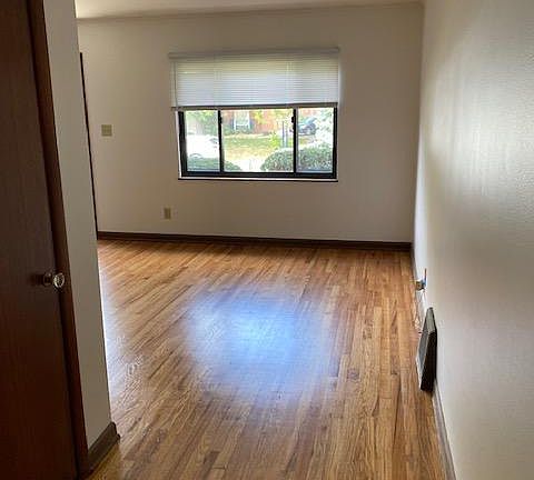 4th image of 1523 King Ave #1523