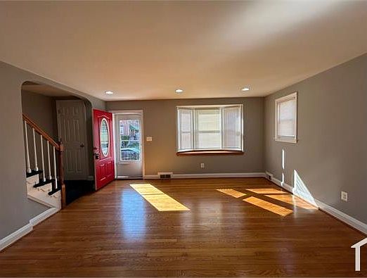 5th image of 5006 Lindsay Rd