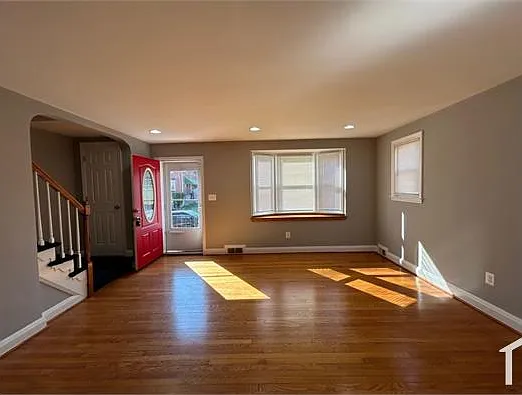 5006 Lindsay Rd — Photo 5
