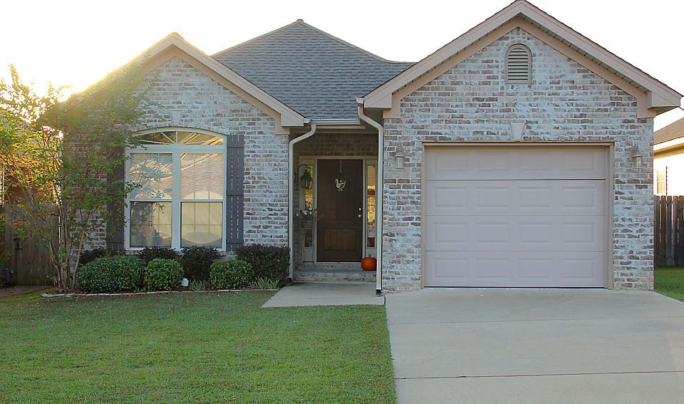 1st image of 12924 Garden Creek Ln