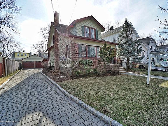 3rd image of 28 Prescott Ave