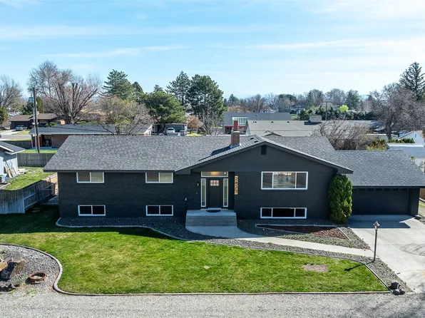 2823 S Fruitland Street, Kennewick, WA 99337