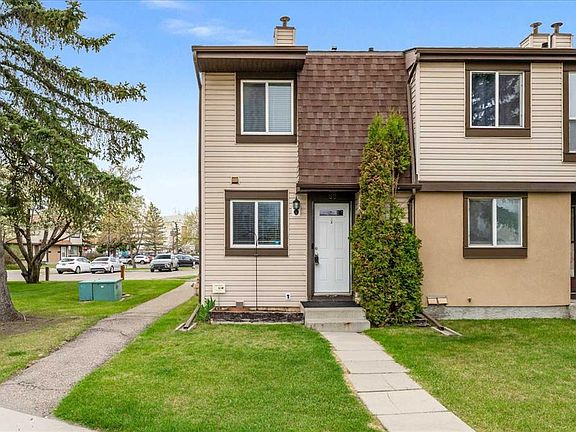 3rd image of 2727 N Rundleson Rd NE #80