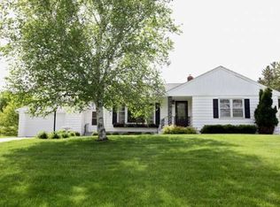 3455 Owasso St, Shoreview, MN 55126