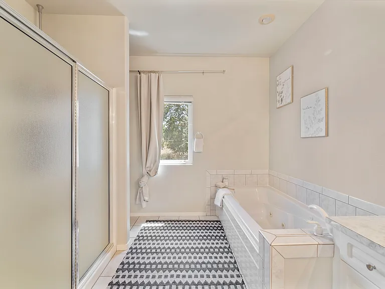 4949 Rau Ln — Photo 25