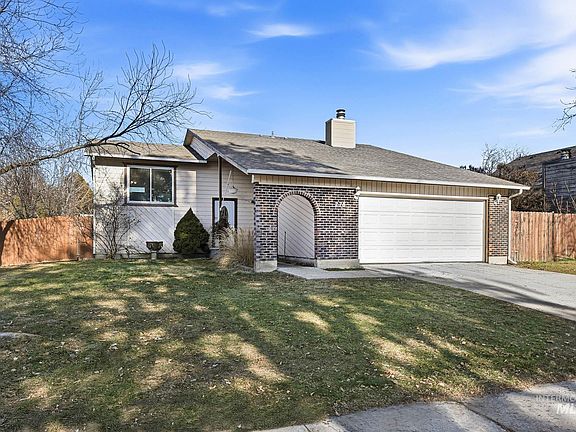 2nd image of 278 E Ranch Dr