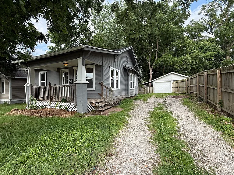 1012 S Fort Ave — Photo 1