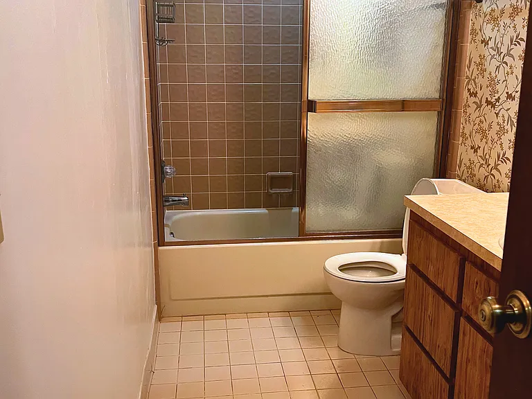 Second bathroom
