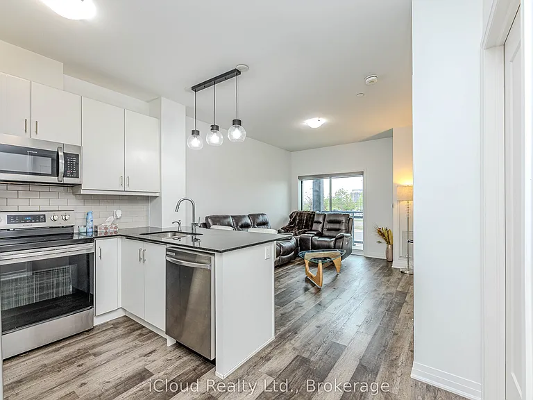 102 Grovewood Cmn #121 — Photo 15