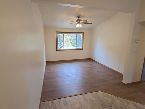 2nd image of 401 S Wells Ave #4