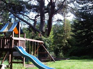 1237 Pine Tree Ln, Sebastopol, CA 95472