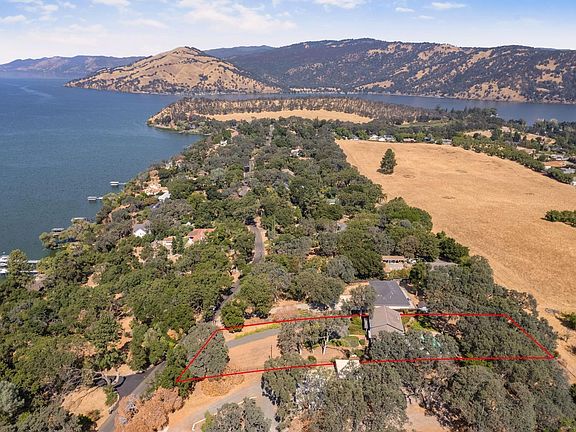 3rd image of 2020 Westlake Drive