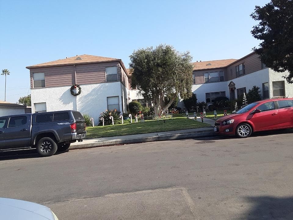 1st image of 8384 Dunbarton Ave #8386
