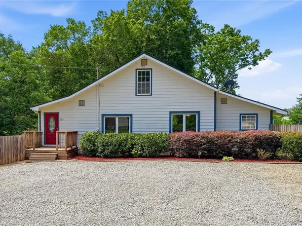 135 Grogan Rd NE, White, GA 30184