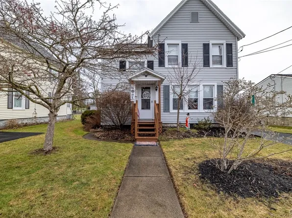 22 Silver Ave, Auburn, NY 13021