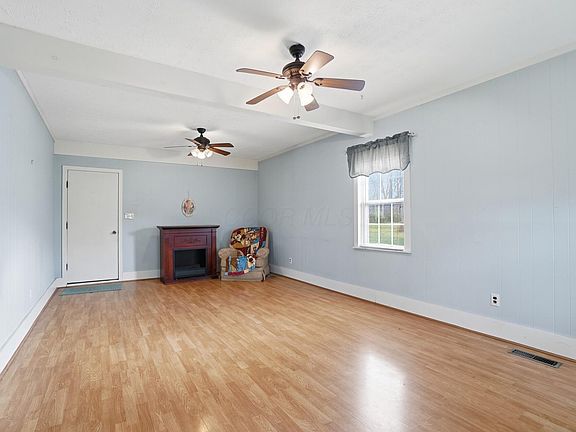5th image of 2318 Rodger Rd