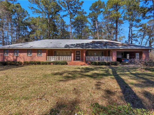 100 Baker Rd, Satsuma, AL 36572