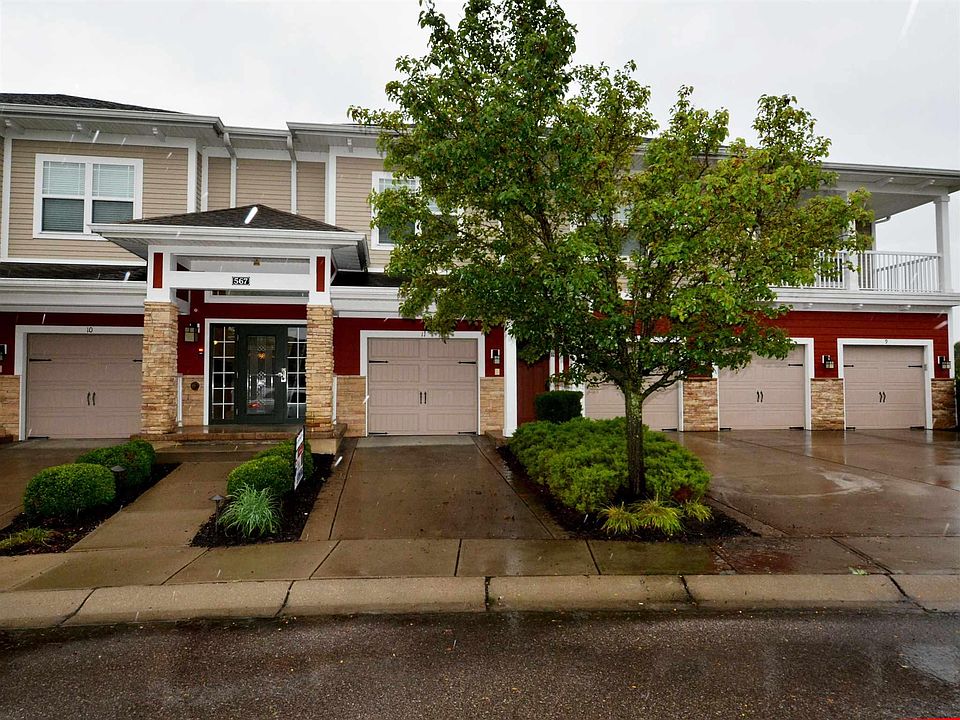 1st image of 567 Riverpointe Dr