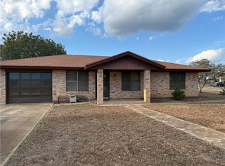 727 Barton St, Benavides, TX 78341