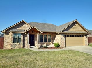 4061 Highland Dr, Tahlequah, OK 74464