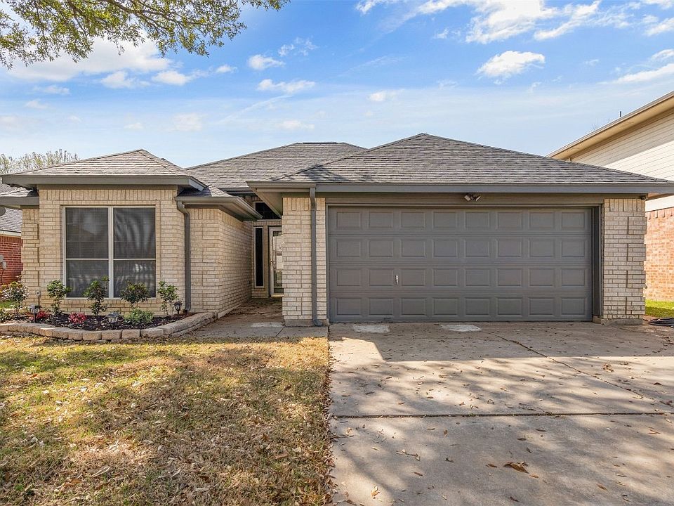 1st image of 4228 Heritage Way Dr