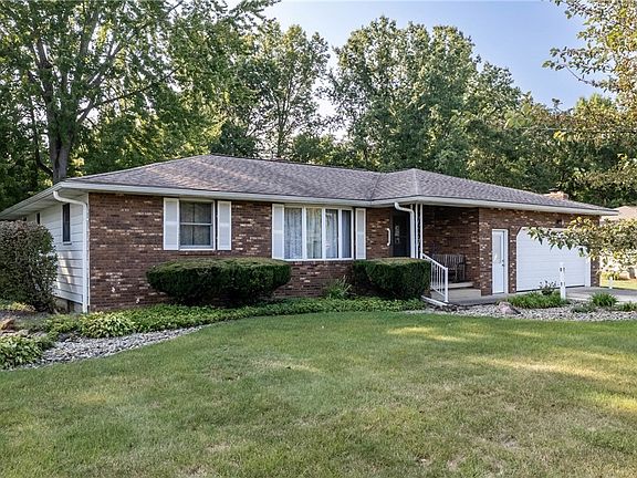 3rd image of 5189 Sabrina Ln