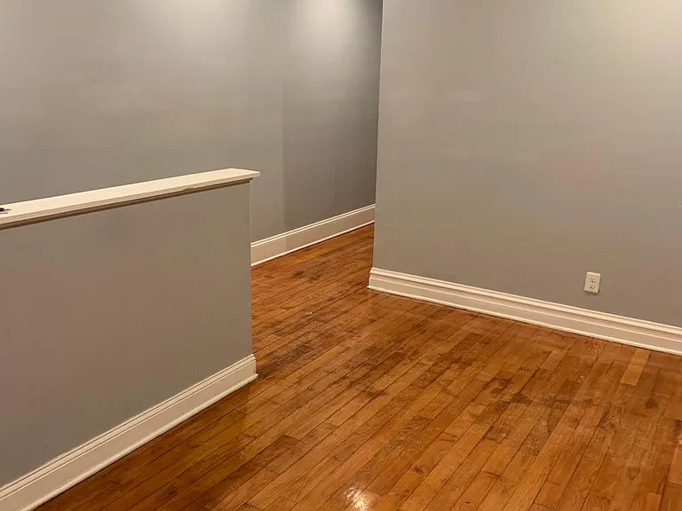 839 E Drexel Sq #1 — Photo 3