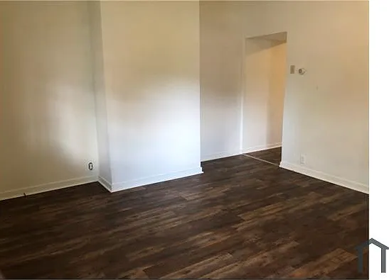 4 bed, 1700 sqft, $1,900 — Photo 2