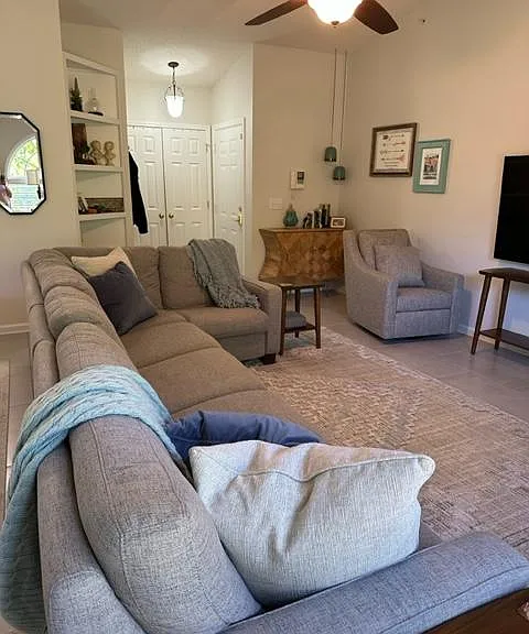 6118 Hedgecock Cir #3C — Photo 4