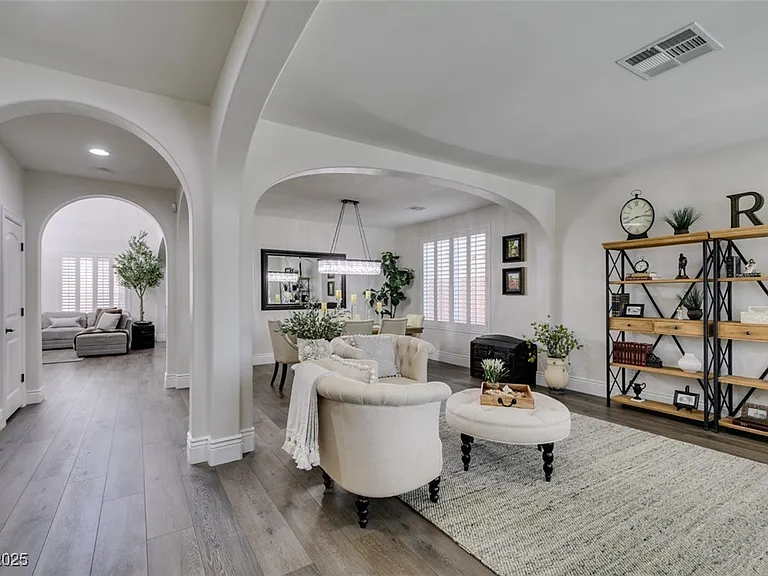 10244 Radcliffe Peak Ave — Photo 30
